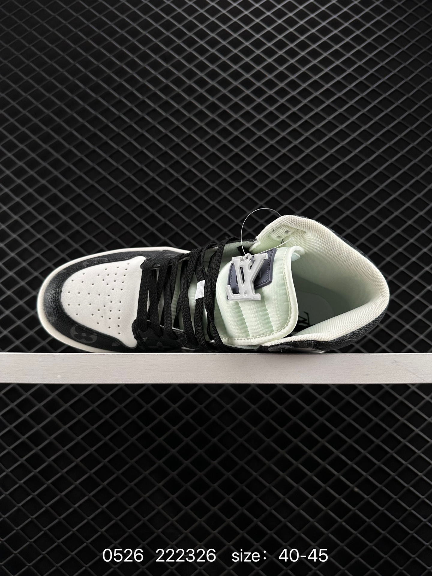 Louis Vuitton x Air Jordan 1 High